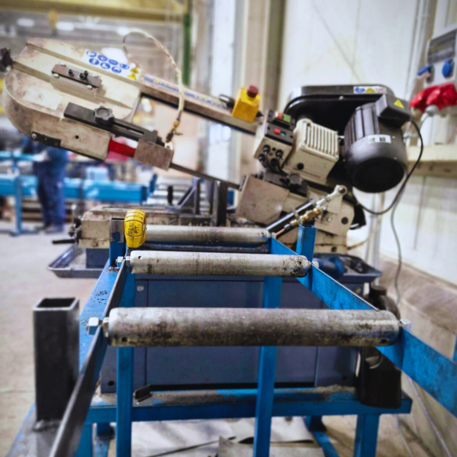 piła bernardo taśmowa