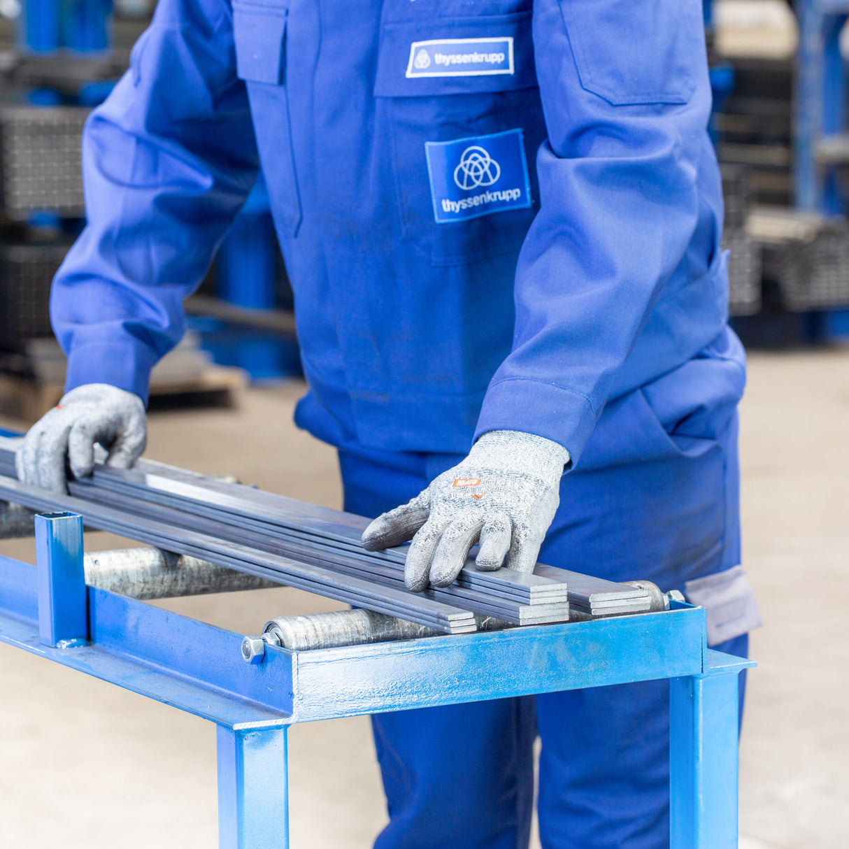 Płaskownik stalowy 25x3 mm gorącowalcowany S235JR