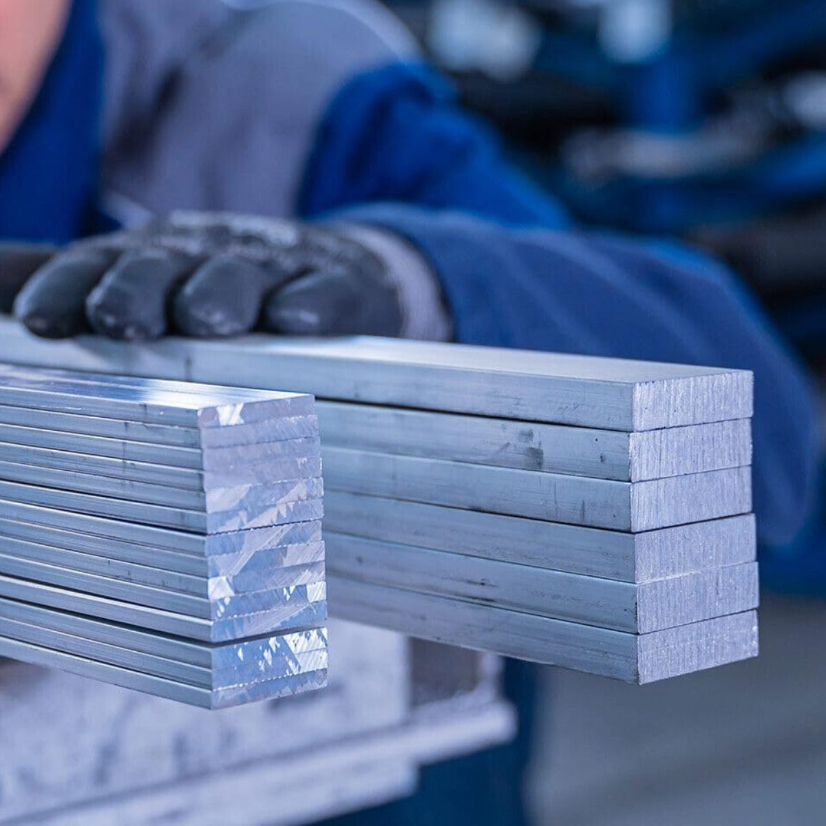 Płaskowniki aluminiowe przygotowane do wysyłki – sprzedaż aluminium online