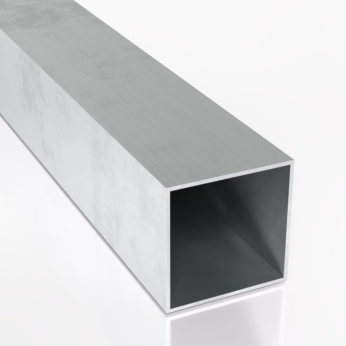 Profil aluminiowy kwadratowy o wymiarach 40×40 mm i grubości ścianki 3 mm widoczny bez oznaczeń wymiarów